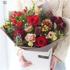 Extra Large Christmas Classic Hand-tied