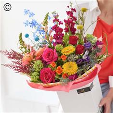 Large Rainbow Mix Valentine's Bouquet