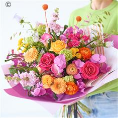 Luxurious Luxury Mother's Day Bright Hand-tied